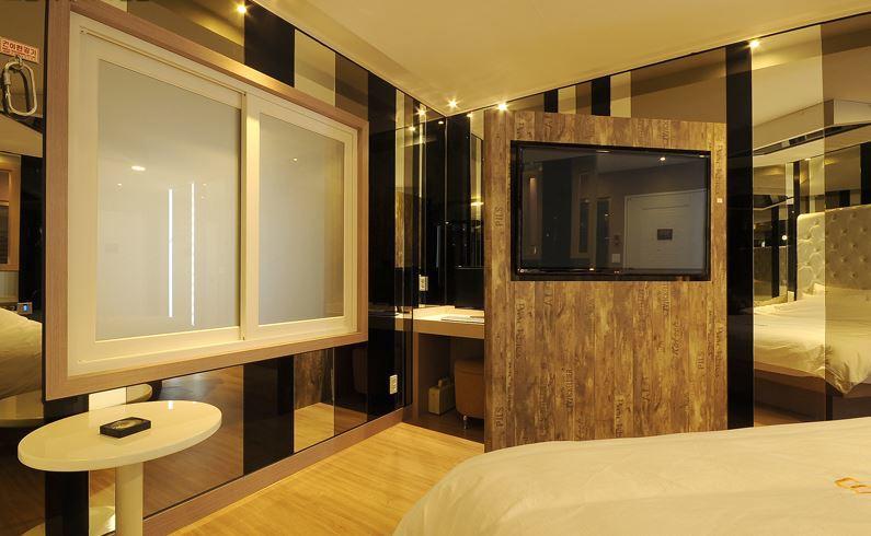 Songjeong Hotel 369 Busan Bagian luar foto